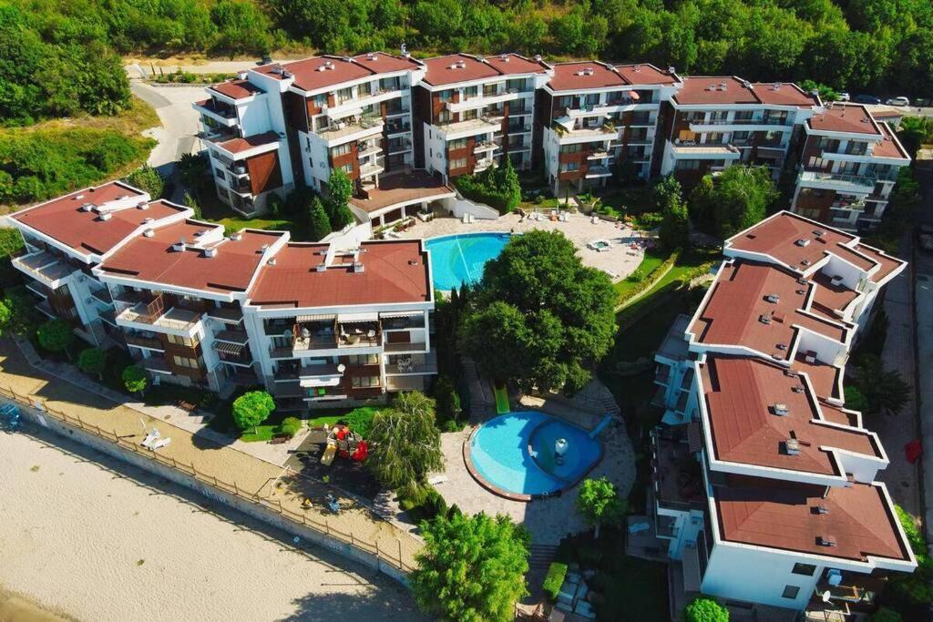 Messambria Fort Beach - Premium Apartments Елените Екстериор снимка